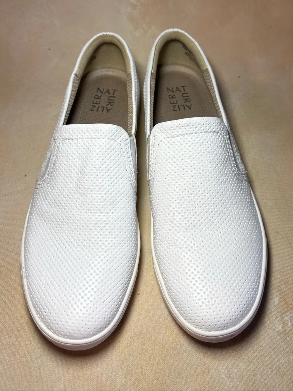 Naturalizer Marianne slip on sneaker, white leather, size 10